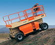 -Rough terrain scissor lifts